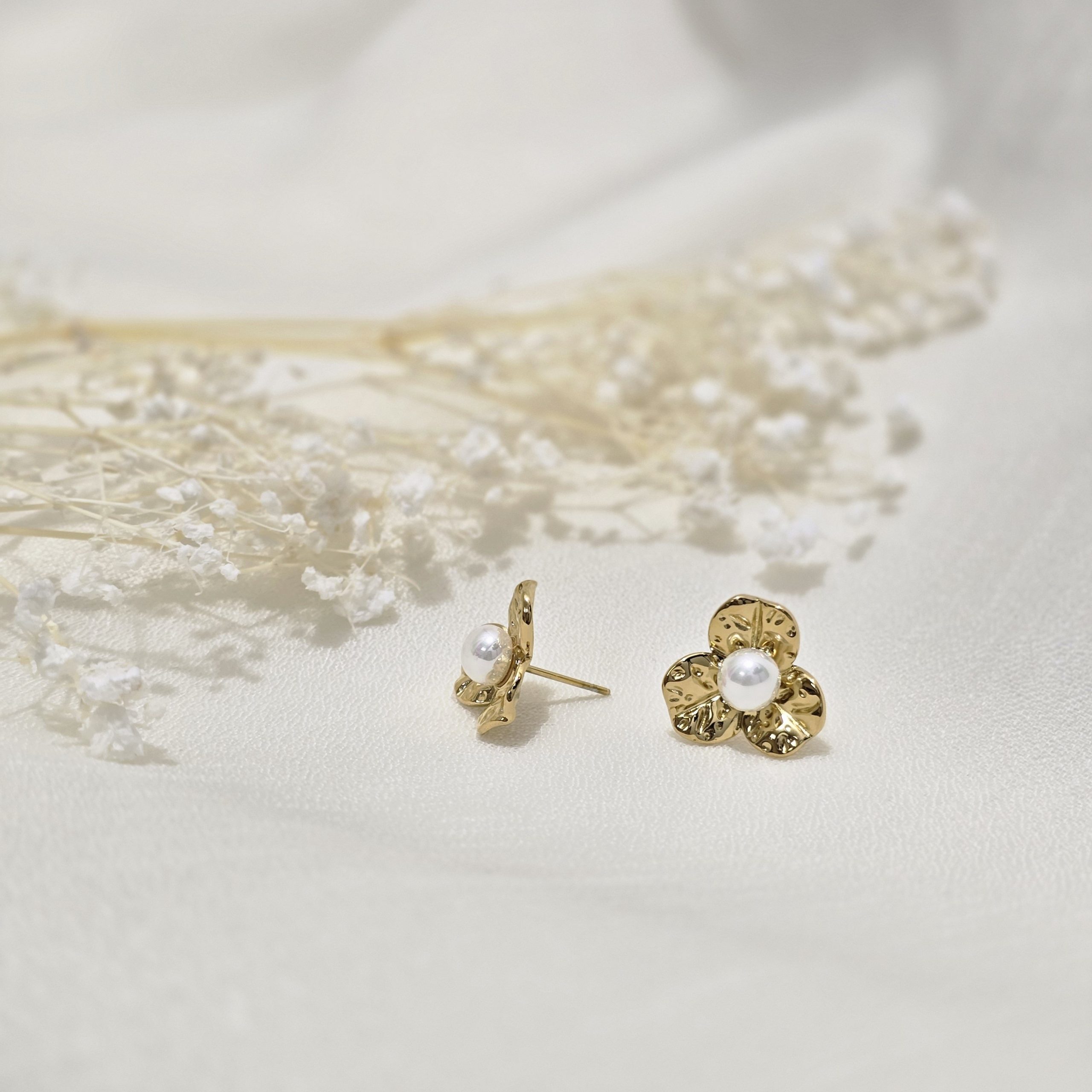 2025/05/20250510_173614-scaled.jpg Boucles d'oreilles – Image 1