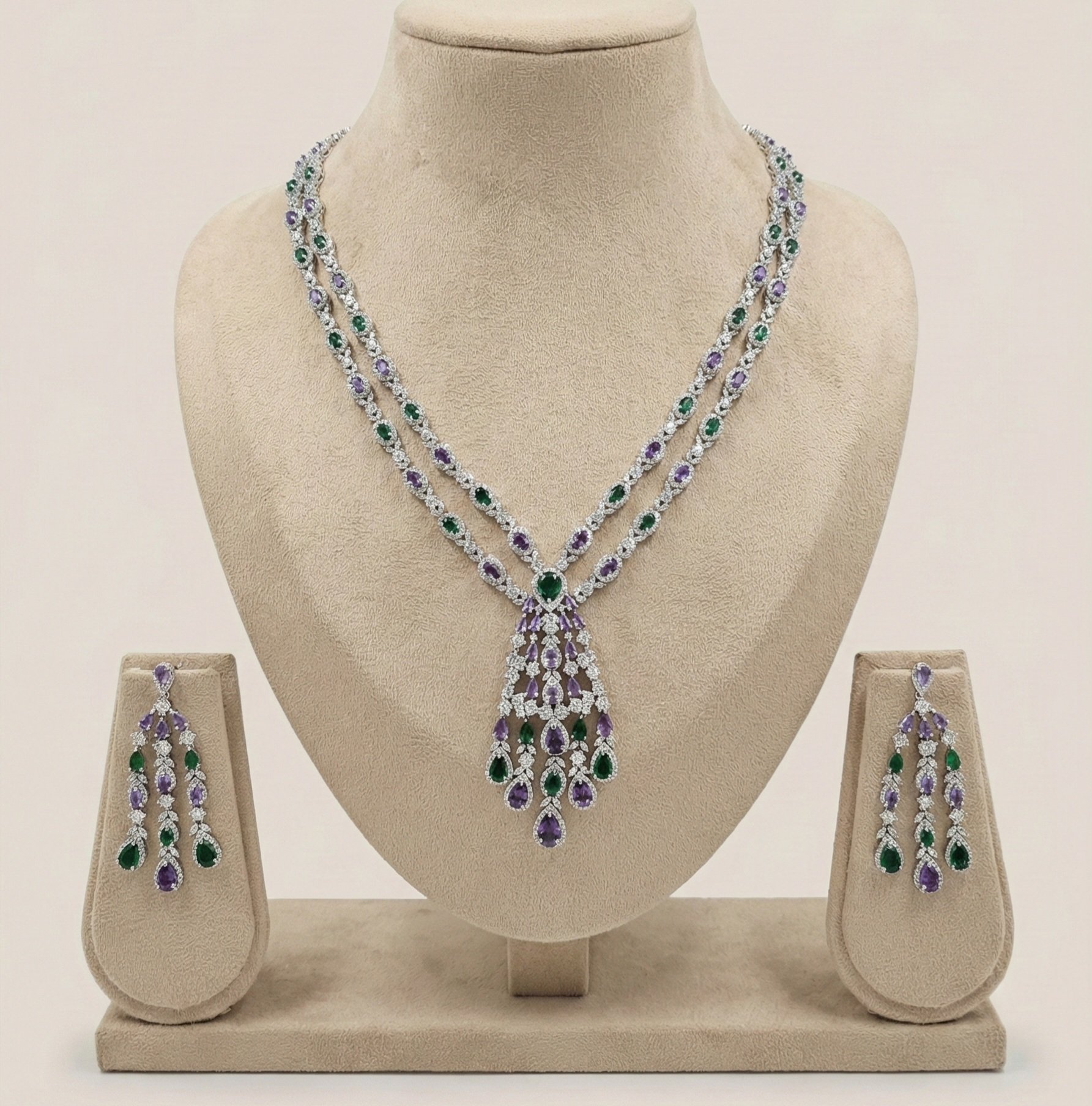 2025/12/1000360070.jpg Ensemble Zircon – Image 1