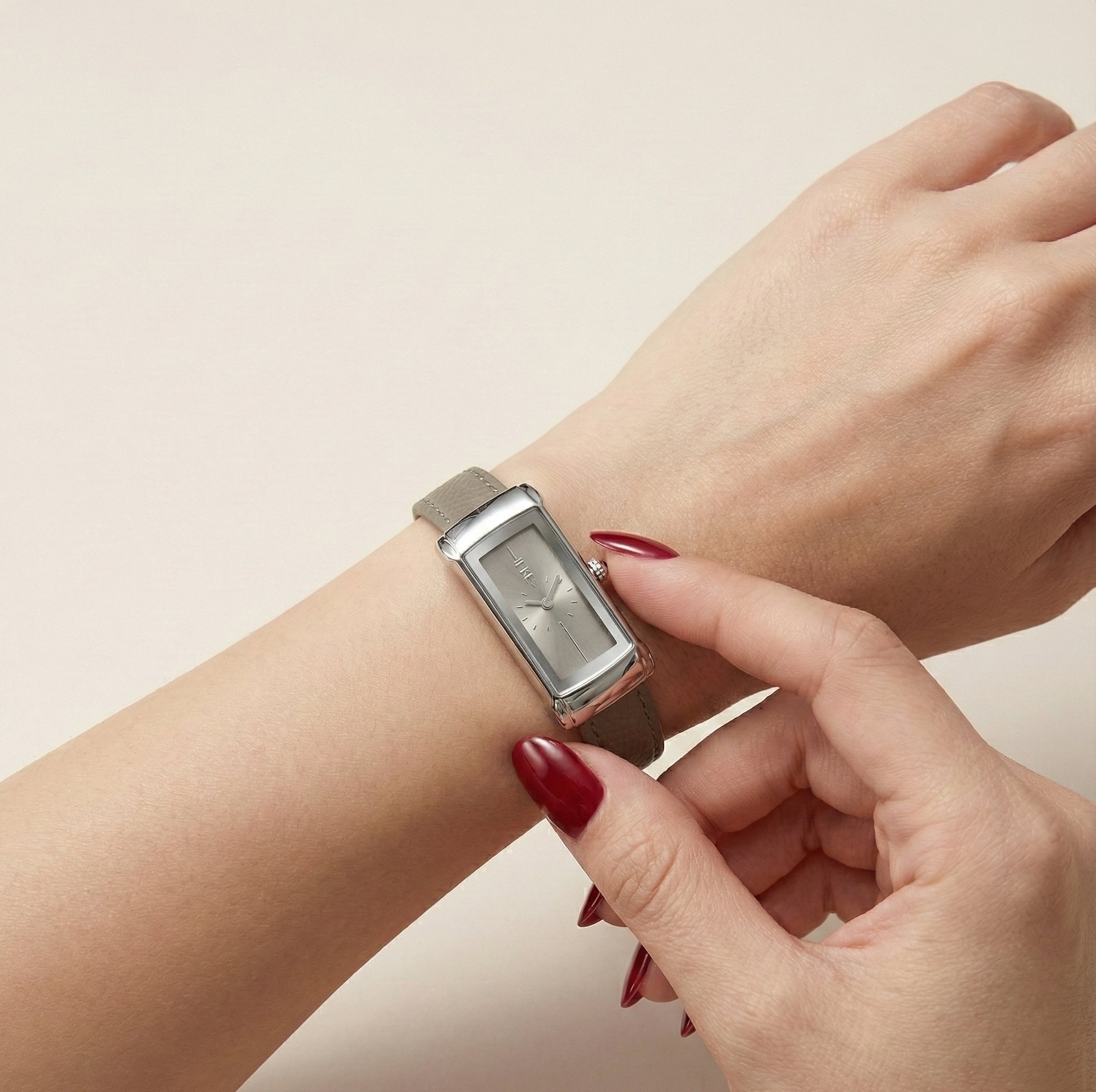 1766828800233 Montre Ieke – Image 1