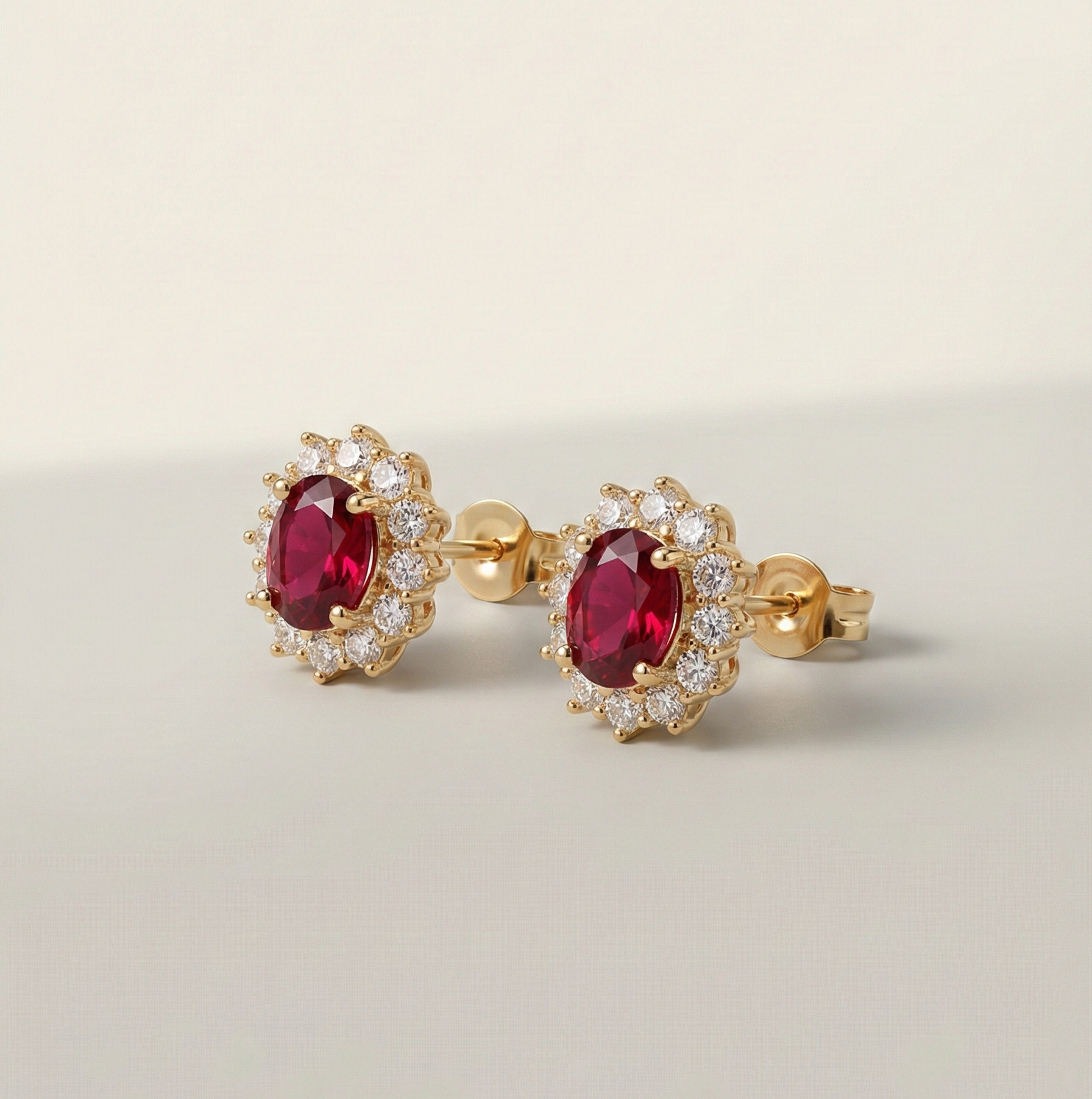 Boucle cn 01 Boucles d’oreilles en plaqué or CN – Image 1