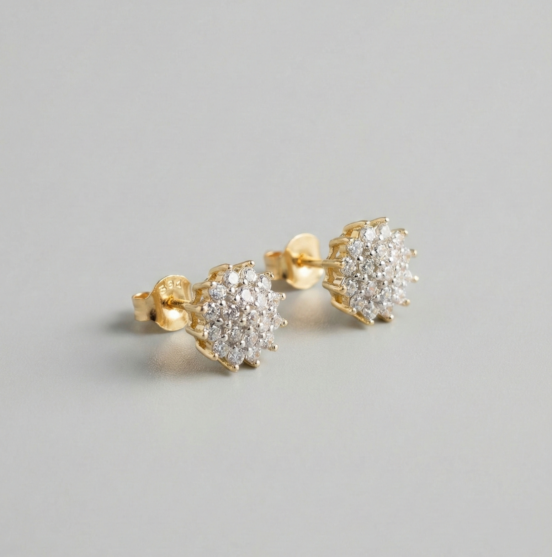 Boucle cn 05 Boucles d’oreilles en plaqué or CN – Image 1